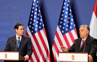 Киев кроет Россию матом, США улыбаются: «миротворчество» по‑американски