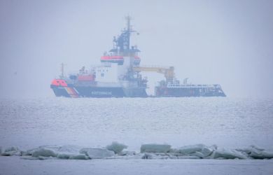 Германия бросила свой танкер во льдах Балтики: «Всё назло Путину»