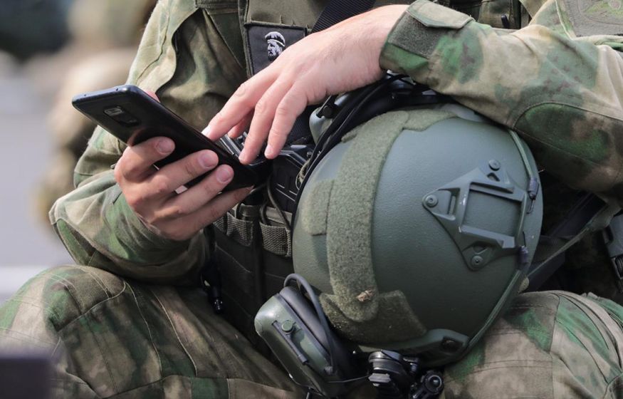 «Спецслужбы Запада следят за перепиской бойцов России в зоне СВО в Telegram, но пусть они пишут там и дальше»: эксперт