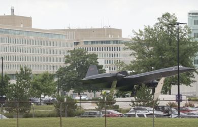 «Цифровой Перл-Харбор»: хакер сообщил о передаче секретов ЦРУ России и Китаю