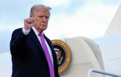 Уволенные судьи и 30 млн мигрантов: Трамп ускоряет депортации