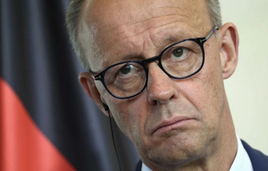 Европа рвется за стол переговоров, который сама перевернула