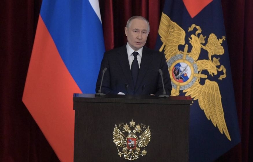 Путин призвал бить по коррупции без скидок на должности. О чем еще говорил глава РФ? 