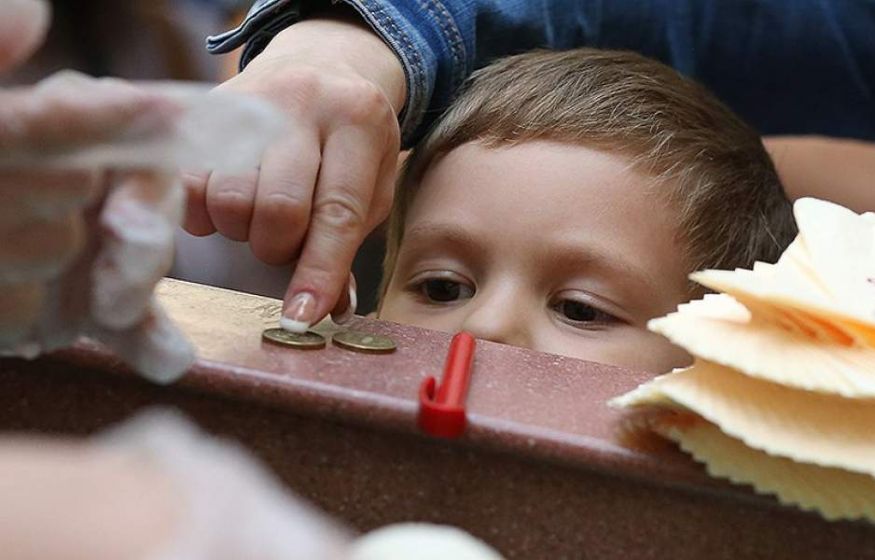 «100 тысяч рублей каждому новорожденному — стартовый капитал от государства»: в РФ появятся новые сберегательные счета?