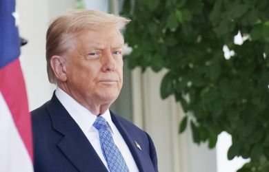 Стратегический подарок бомбардировкой: Трамп объединил Иран