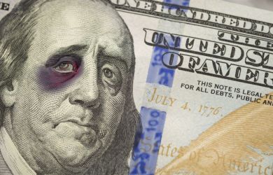 Эксперт о скрытом кризисе: новый спрос на золото и серебро разрушает доллар