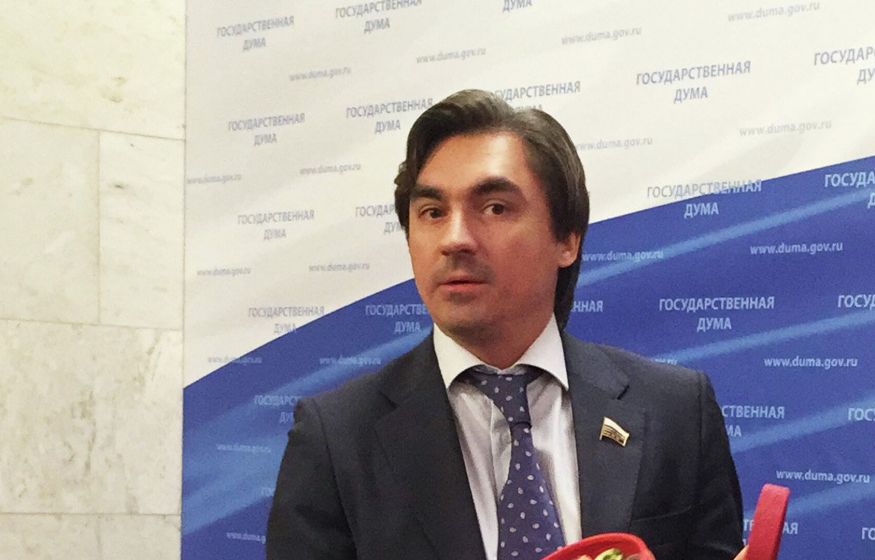 Двойные стандарты Свинцова: «Зачем мне нужен интернет?», — говорит депутат и тут же лезет в свой запрещённый аккаунт