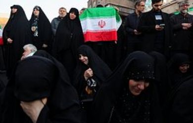 Сенсация Ирана: вдова старшего Хаменеи чудесным образом выжила, а преемник вышел на связь с с траурным заявлением