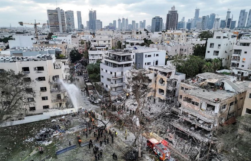 Ближний Восток парализовал мир? Лечение рака остановлено, карты взлетели, еда исчезает