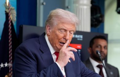 «Эпическая ярость» эпически провалилась? Трамп ссорится с преемниками, пока Карлсон ждет ареста