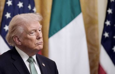 Патриот из «гнилого» Запада подал в отставку: Трамп теряет правых из-за войны, «сфабрикованной Израилем». Баранчик