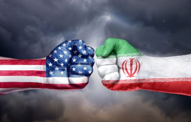 Иран прогнулся под США: Ормузский пролив открыт. Кризис на пороге. Что происходит на Ближнем Востоке?