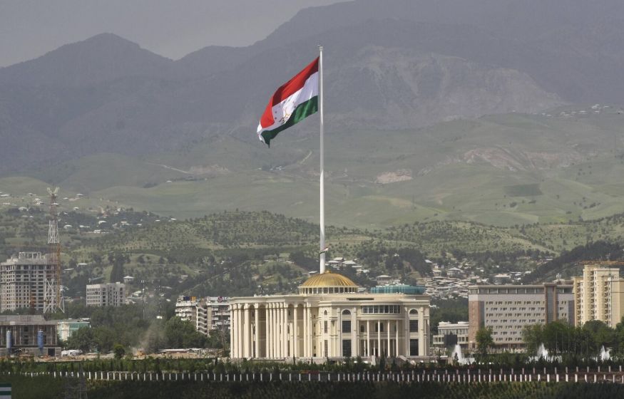 Военкор Котёнок в ярости. «Русская фортепианная школа» подарила рояль Таджикистану, но её идеолог мечтал убивать русских