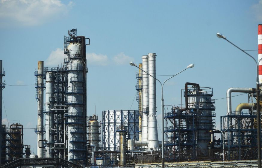 Своим хватит, чужим — нет: Россия ввела тотальный запрет на вывоз бензина, спасая внутренний рынок Своим хватит, чужим — нет: Россия ввела тотальный запрет на вывоз бензина, спасая внутренний рынок