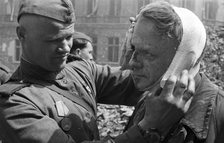 Скандал на Украине — депутат жёстко оскорбила советских солдат, воевавших против нацистов: «Подонки не имеют подвигов!» Скандал на Украине — депутат жёстко оскорбила советских солдат, воевавших против нацистов: «Подонки не имеют подвигов!»