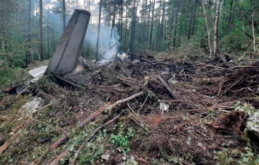 Второй военный самолёт рухнул за неделю: что происходит в Крыму?