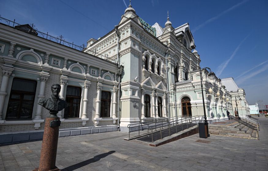 РЖД продолжает продолжает распродажу имущества. Рижский вокзал уйдет с молока