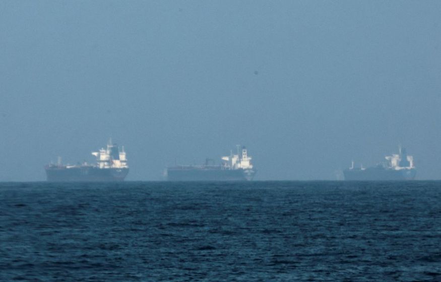 Супертанкеры США развернули в Ормузском проливе? Иран держит всё под контролем Супертанкеры США развернули в Ормузском проливе? Иран держит всё под контролем