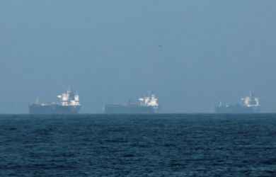 Супертанкеры США развернули в Ормузском проливе? Иран держит всё под контролем