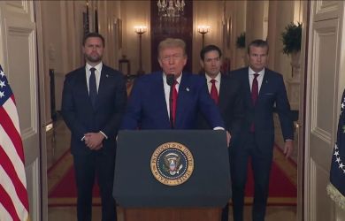 Ситуация с Ираном вышла из-под контроля?! Сенат дал Трампу карт-бланш