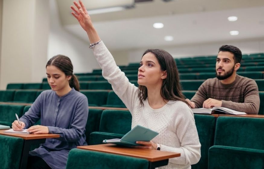 В Тюмени скандал: студентов-мусульман освободили от пар ради встречи с муфтием