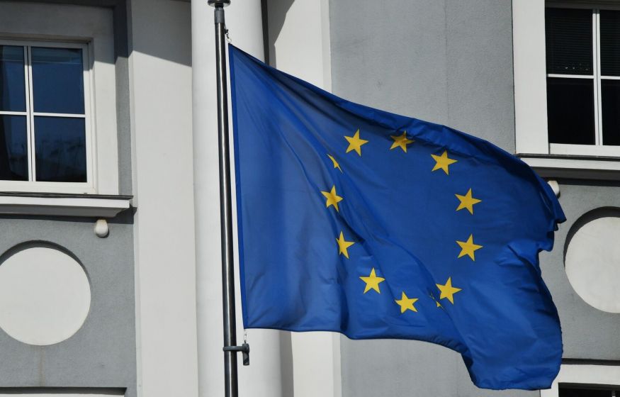 «Кровь по скидке»: как Европа использует Украину. Иран разрешил проход судов. Трамп ошарашил мир: главное к 21:00