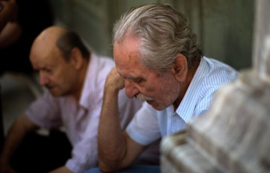 «Пенсии обесцениваются. Нельзя допустить нищеты»: в Госдуме требуют повысить пенсионные выплаты