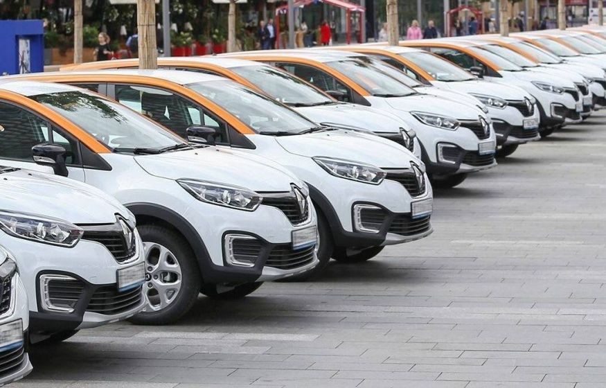 Каршеринг в Москве стал безопаснее: всех водителей проверяют перед поездкой