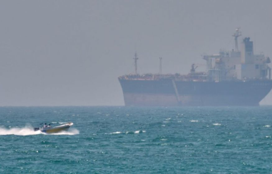 США захватили иранский танкер огнём? Иран контратакует дронами — нефть взлетела