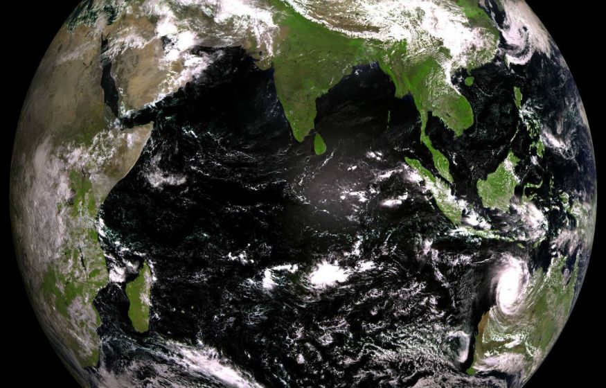 Спутник показал черный океан?! Россия сняла зловещий снимок зоны конфликта