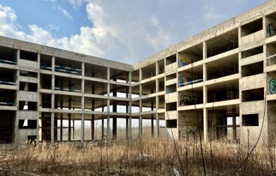 «Денег нет, но вы рожайте».Пока мы строим Киргизии ВУЗ за 15 млрд. В Приморье не нашли денег на новые школы и детсады