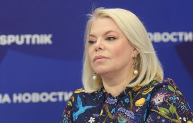 «Народ не дурак»: Поплавская обвинила элиты в бездушном лицемерии и особой идеологии