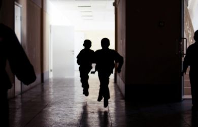 Дети мигрантов под пристальным надзором: силовики и учителя против национальной розни