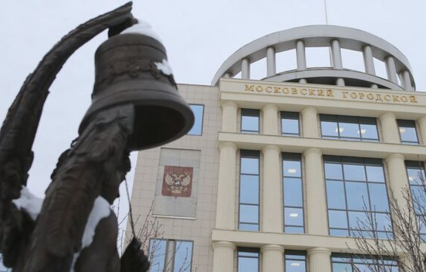 «Девочка сама спровоцировала»? Мигрант с паспортом РФ трижды ударил ребёнка ножом — ждём версию диаспоры