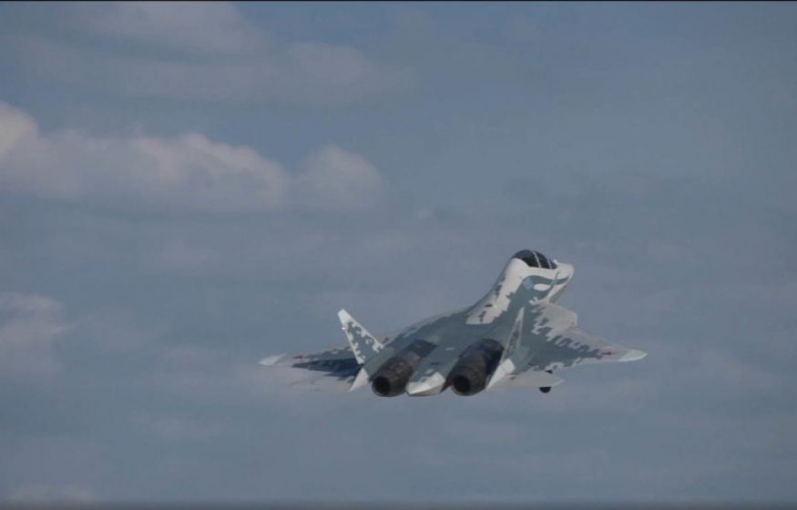 Полёт прошёл успешно? Су-57 с двумя пилотами впервые взлетел: Герой России Сергей Богдан поднял прототип в небо
