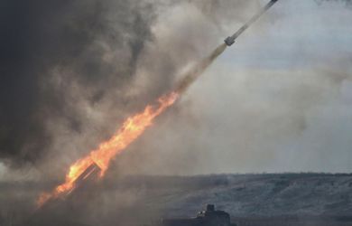 «Самое время начинать бить по Европе! Запасы ракет в США опустошены, европейский ВПК еще не разогнался»: эксперт