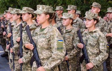 Женщины в гневе страшны? Раскрыли секрет ВСУ: создают подразделения «чёрных вдов» — женщин, мстящих за погибших мужей...