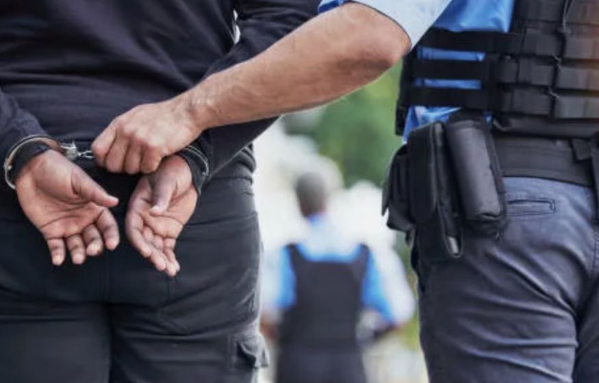 Ужас в Приморье. Пятеро 11-летних девочек пострадали от 40-летнего извращенца...Что известно?