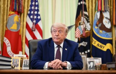 Удивительно: шокирующее решение США? 500% тариф на российские товары и новые санкции против нефти
