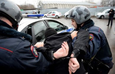 Никакой дядя Турал не порешает. Торговля смертью всегда ведет за решетку