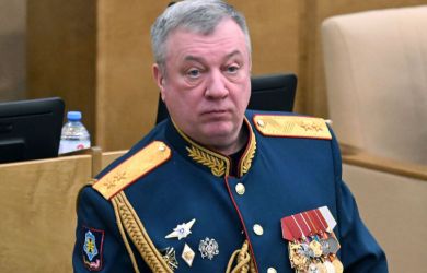 «Топливо есть, но у властей на местах, к сожалению нет мозгов»: Гурулев не сдержался 