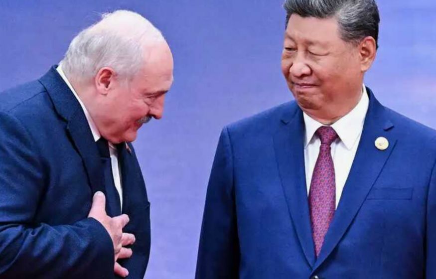 Лукашенко прилетел в Пекин после встречи с Путиным: Китай публично поддержал Белоруссию