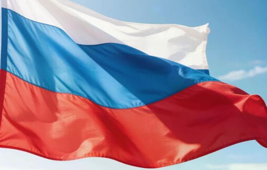 В ЦИК доставлен список ЕР: Медведев утвердил пятерку с министром и мэром Москвы