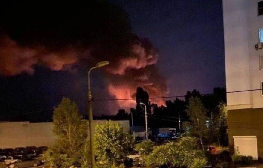 Киев накрыло серией взрывов: в нескольких районах вспыхнули пожары