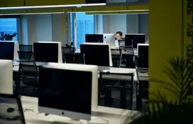 Российский IT-рынок резко изменился: вакансий стало меньше, а конкуренция за работу выросла. Что происходит?