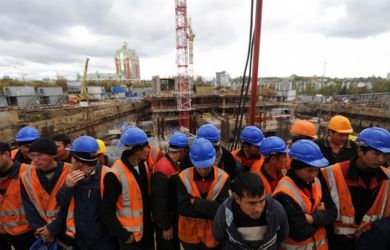 Массовая депортация: в июне Россию покинули 14,6 тыс иностранцев
