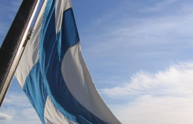 «Готовы воевать с Россией»: финских гражданских учат бросать гранаты и стрелять