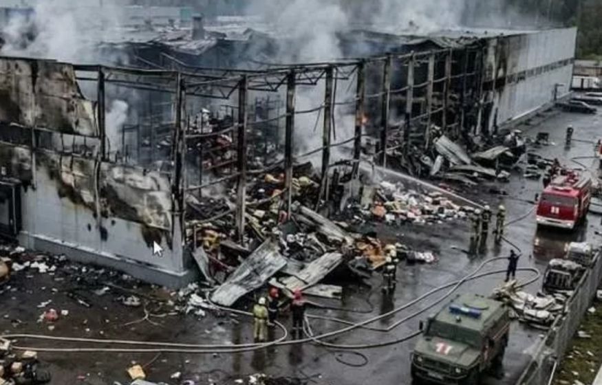 «Один приказ спас десятки жизней»: стали известны имена героев после атаки БПЛА на склад Wildberries «Один приказ спас десятки жизней»: стали известны имена героев после атаки БПЛА на склад Wildberries
