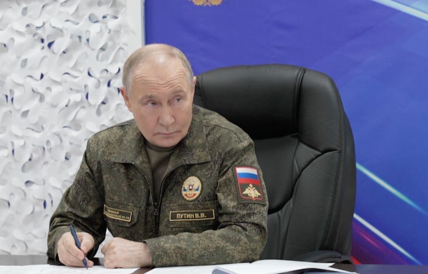 Путин пересаживает генералов: фронтовик Солодчук уходит в тыл, а «Восток» идёт под временного Путин пересаживает генералов: фронтовик Солодчук уходит в тыл, а «Восток» идёт под временного