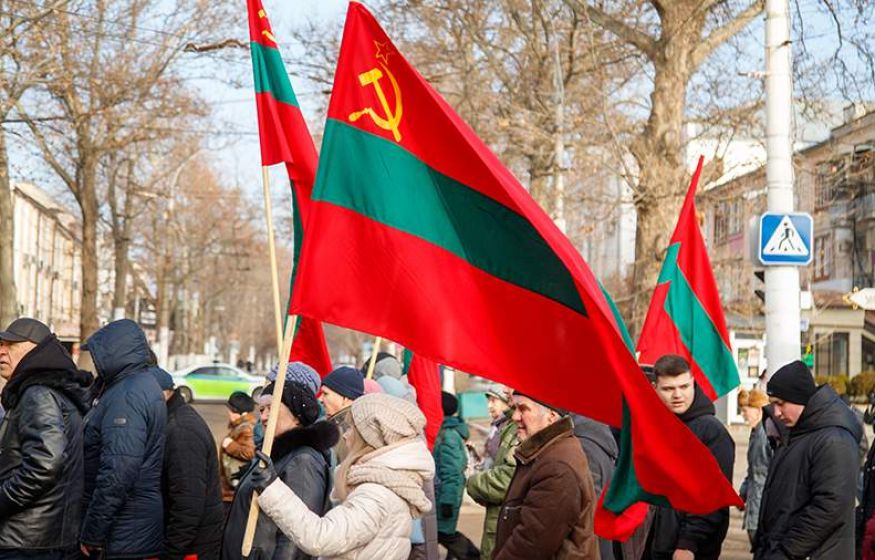 Путин открыл двери, но сбор вырос до $600: как приднестровцы оформляют гражданство РФ, несмотря на новые тарифы
